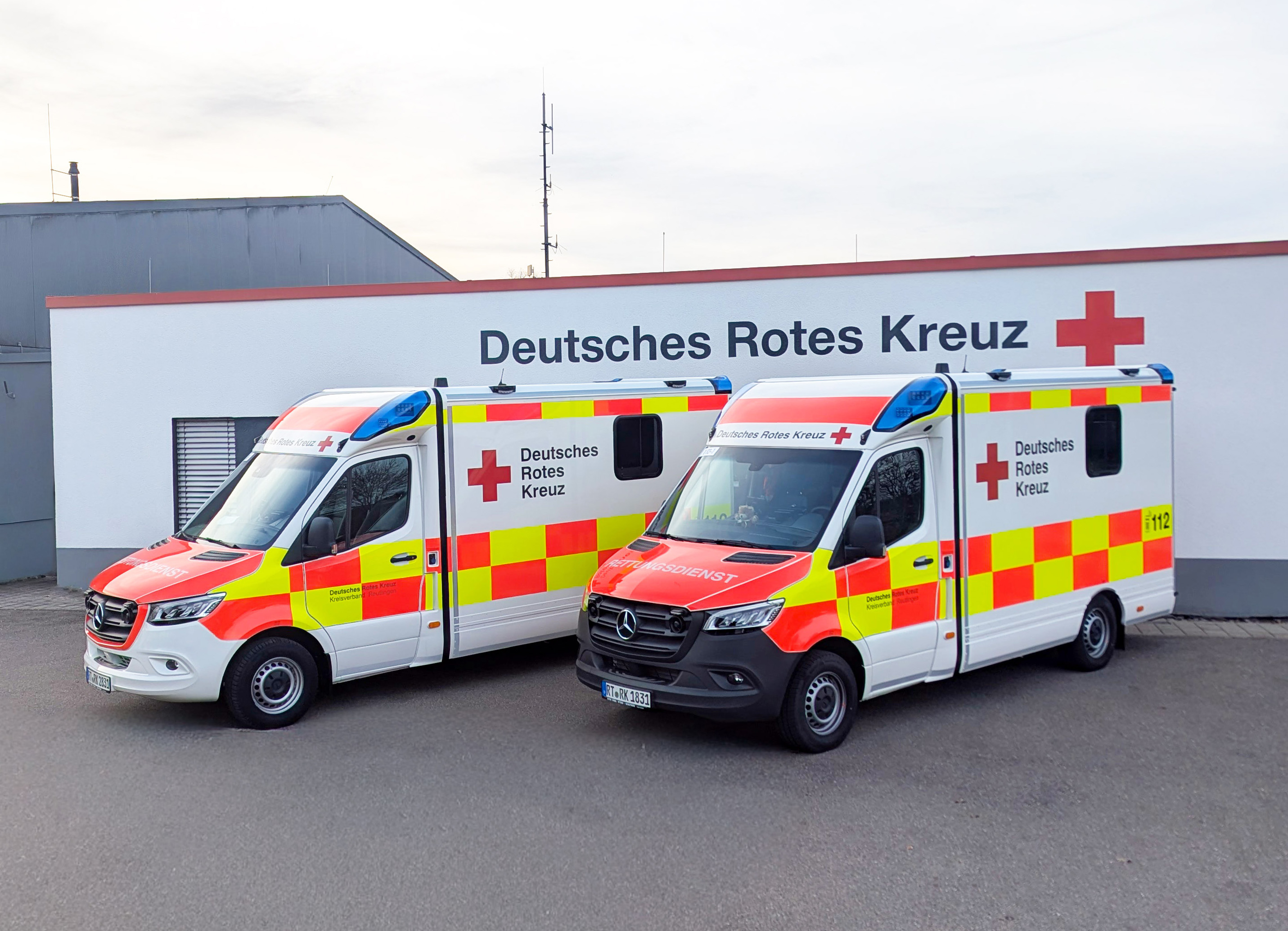 Detailbild eines DRK-Fahrzeugs